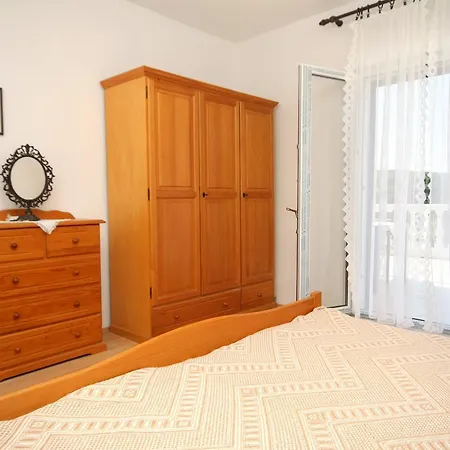 Apartment Jelsa 8698a Jelsa (Hvar)